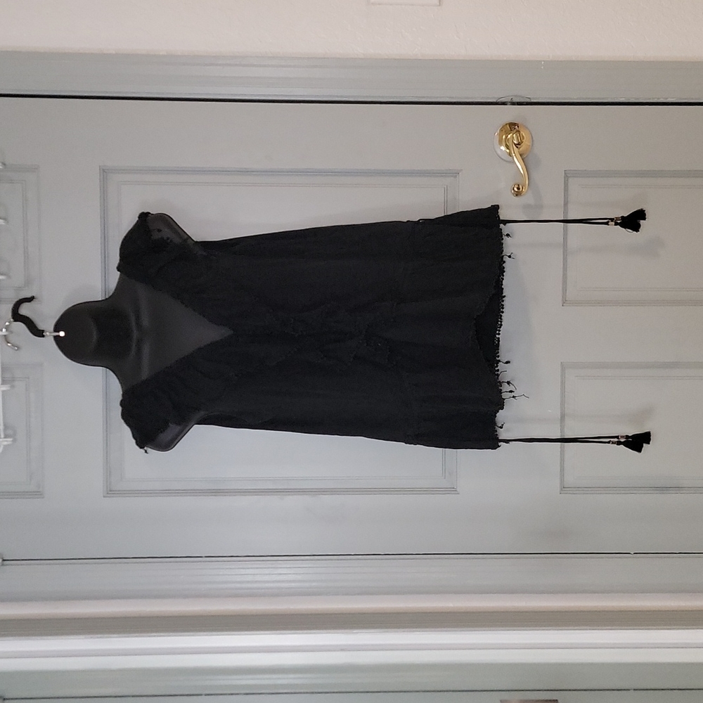 Small White House Black Market V-Neck Sleeveless Top